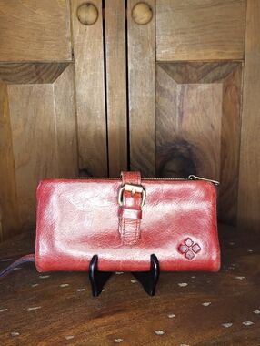 Patricia Nash Nazari leather wallet